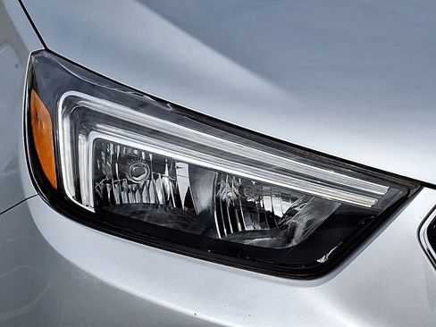 Used 2022 Buick Encore Preferred w/ Safety Package image 10