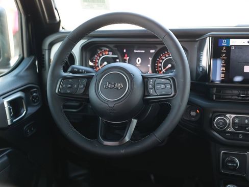 New 2026 Jeep Gladiator Sport AWD/4WD image 23