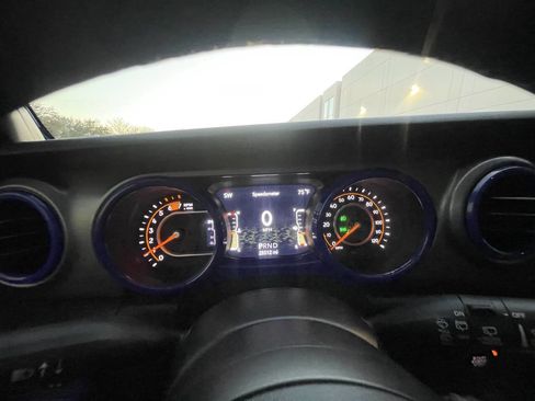 Used 2021 Jeep Wrangler Unlimited Sport AWD/4WD image 12