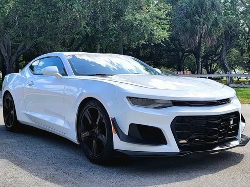 Used 2017 Chevrolet Camaro LT w/ RS Package RWD image 3