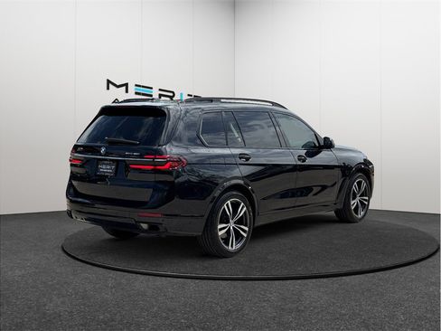 Used 2023 BMW X7 xDrive40i AWD/4WD image 9