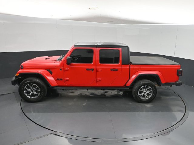 Used 2024 Jeep Gladiator Sport AWD/4WD image 40