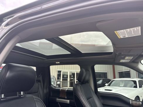 Used 2019 Ford F150 Lariat w/ Equipment Group 502A Luxury image 15