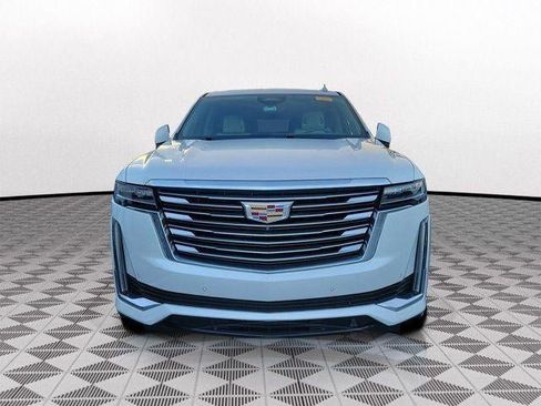 Used 2021 Cadillac Escalade Premium Luxury Platinum w/ Heavy-Duty Trailer Package AWD/4WD image 2