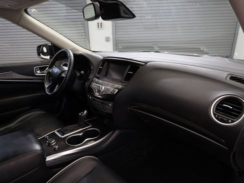 Used 2019 INFINITI QX60 Luxe w/ Essential Package AWD/4WD image 16