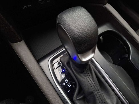 Used 2019 Hyundai Santa Fe SEL image 15