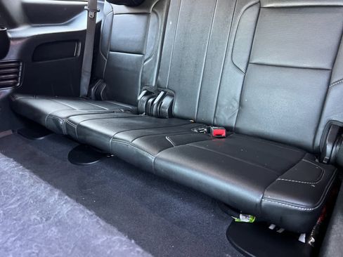 Used 2020 GMC Yukon SLT w/ Open Road Package image 15