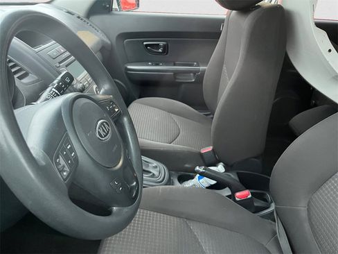 Used 2012 Kia Soul Base image 4