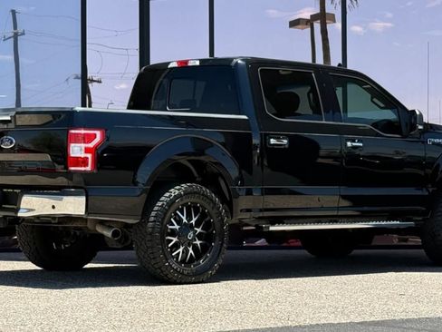 Used 2018 Ford F150 XLT w/ Equipment Group 302A Luxury AWD/4WD image 12