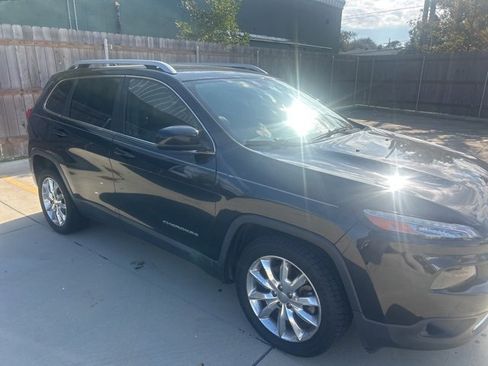 Used 2015 Jeep Cherokee Limited image 4