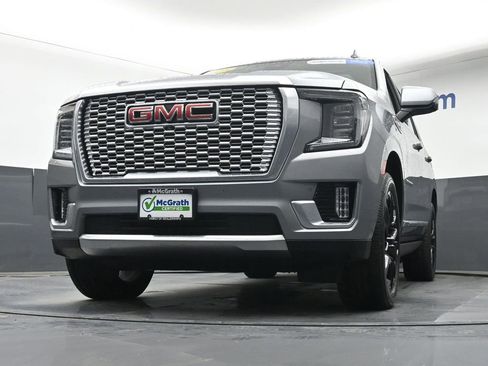 Used 2023 GMC Yukon Denali w/ Denali Reserve Package AWD/4WD image 6