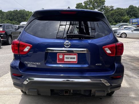 Used 2018 Nissan Pathfinder S AWD/4WD image 5