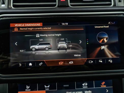 Used 2021 Land Rover Range Rover Autobiography Fifty Edition image 62