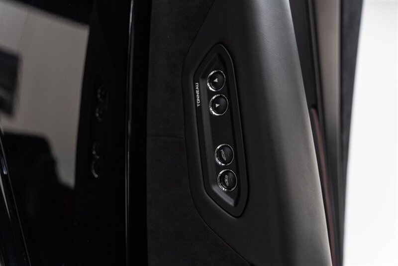 Used 2024 McLaren 750S Spider RWD image 83