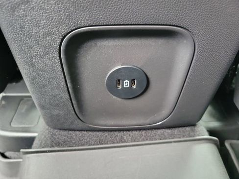 Used 2023 Ford Escape Platinum AWD/4WD image 28