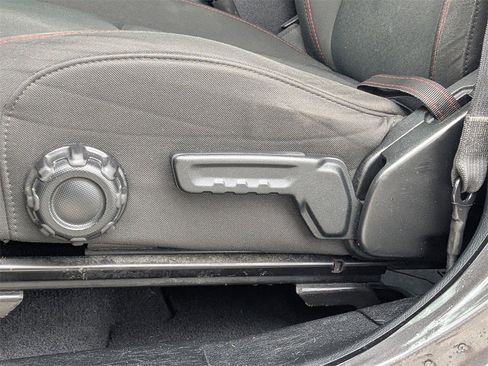 Used 2018 Jeep Wrangler Unlimited Rubicon image 21