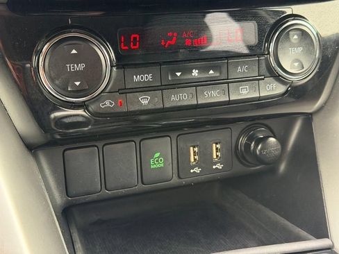 Used 2025 Mitsubishi Eclipse Cross SE AWD/4WD image 20