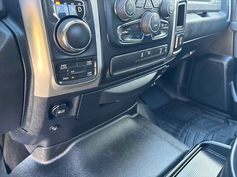 Used 2017 RAM 1500 Big Horn AWD/4WD image 24