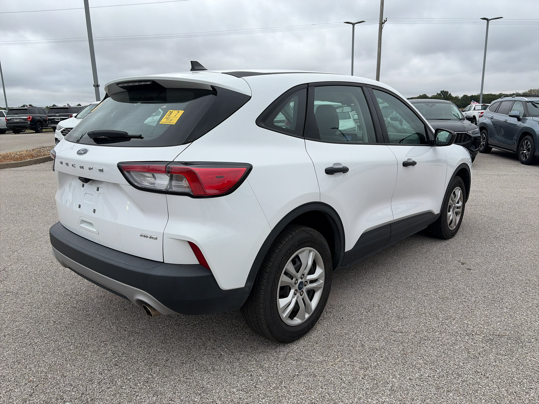 Used 2022 Ford Escape S AWD/4WD image 3