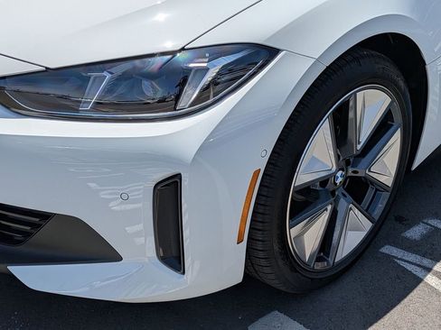 New 2026 BMW i4 eDrive40 RWD image 23