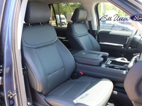 New 2027 Ford Expedition Active RWD image 7
