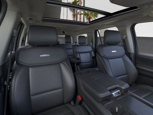 New 2025 Ford Expedition Platinum w/ Driver's Package image 10