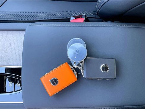 New 2026 Volvo XC90 T8 Plus w/ Protection Package image 35