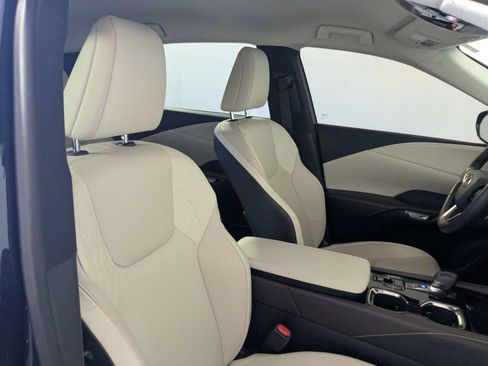 Used 2024 Lexus RX 350 FWD w/ Technology Package image 33