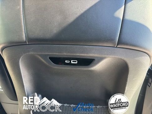 Used 2024 Chrysler Pacifica Touring-L image 20