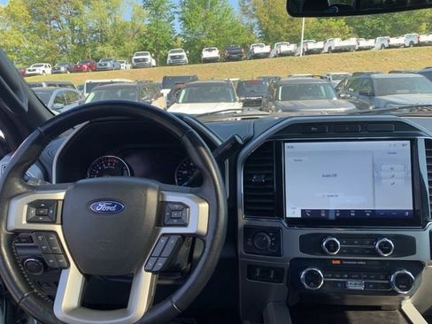 Used 2022 Ford F250 Lariat w/ Lariat Ultimate Package AWD/4WD image 26