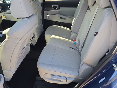 New 2026 Kia Sorento S w/ S Panoramic Sunroof Package image 18