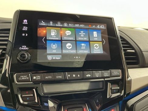 Used 2023 Honda Odyssey Touring image 29