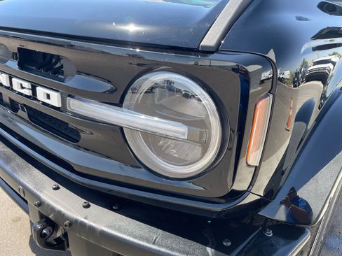 Certified 2024 Ford Bronco Outer Banks AWD/4WD image 9