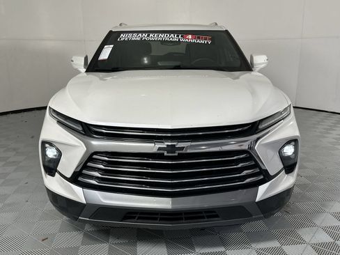 Used 2023 Chevrolet Blazer Premier FWD image 3