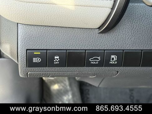 Used 2022 Toyota Camry LE image 23