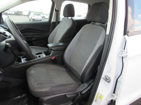 Used 2017 Ford Escape S FWD image 22