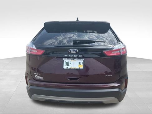Used 2023 Ford Edge SEL image 4