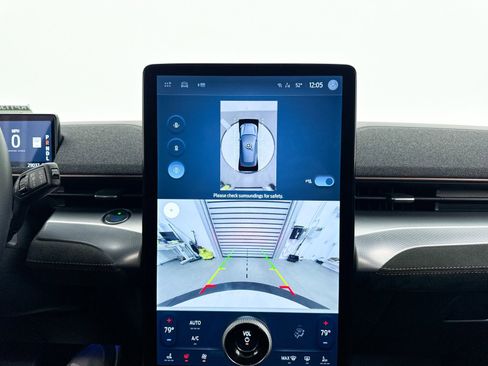 Used 2022 Ford Mustang Mach-E GT image 10