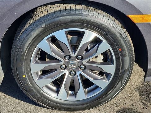 Certified 2023 Honda Odyssey EX-L image 8