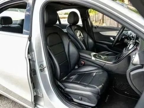 Used 2020 Mercedes-Benz C 300 Sedan image 30