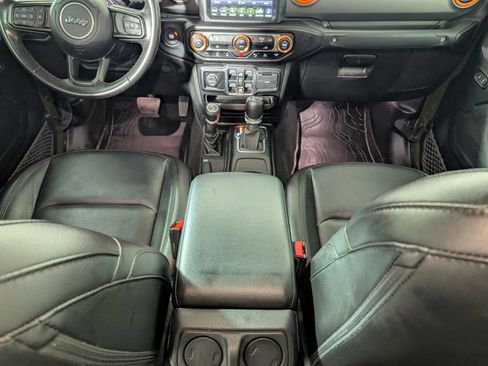 Used 2021 Jeep Gladiator Sport image 15