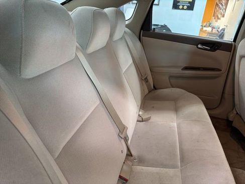 Used 2008 Chevrolet Impala LS FWD image 23