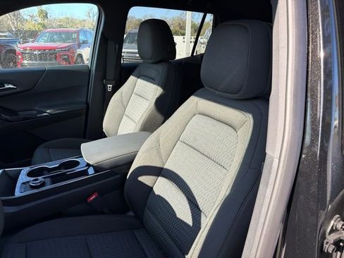 New 2026 Chevrolet Equinox LT w/ Safety and Technology Package FWD image 20