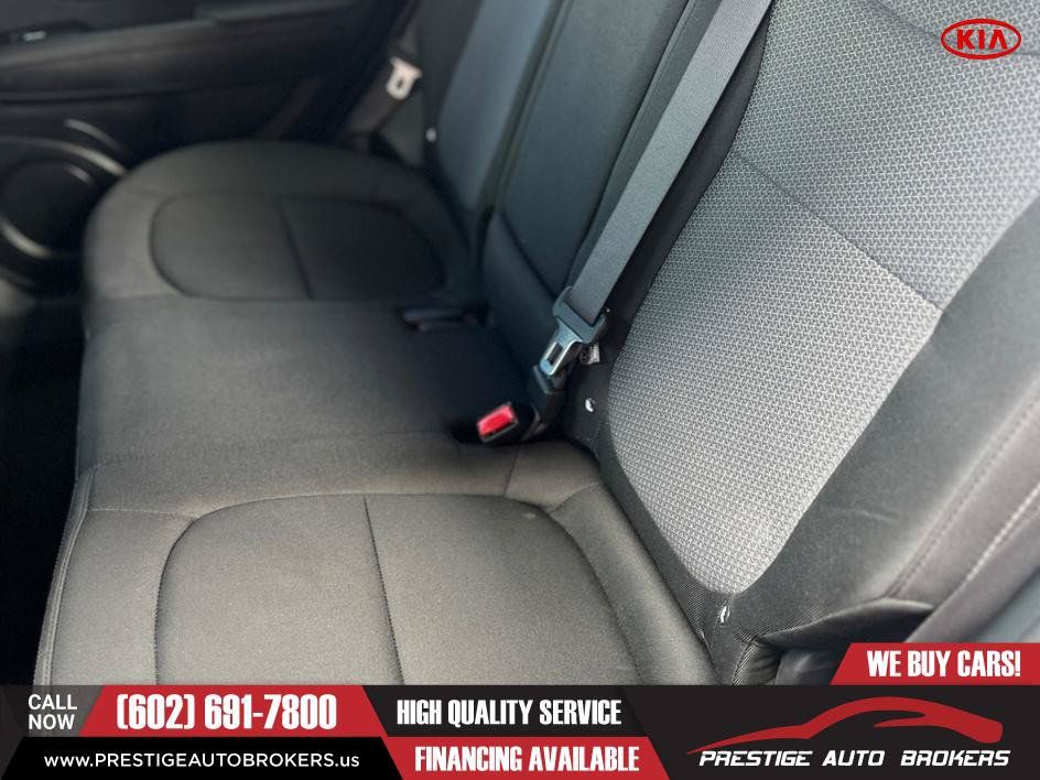 Used 2019 Kia Soul + FWD image 16