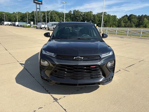 Used 2022 Chevrolet TrailBlazer RS w/ Sun and Liftgate Package AWD/4WD image 9