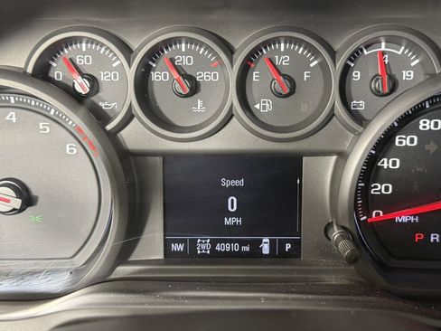 Used 2023 Chevrolet Silverado 1500 Custom w/ LPO, Dark Essentials Package AWD/4WD image 17