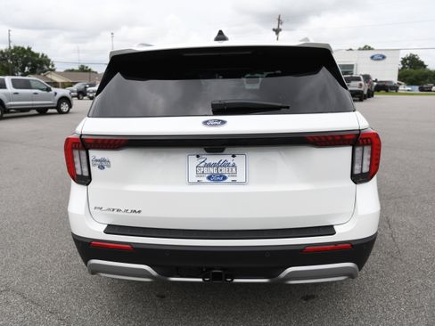 New 2026 Ford Explorer Platinum RWD image 6