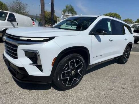 New 2026 Chevrolet Traverse High Country AWD/4WD image 4
