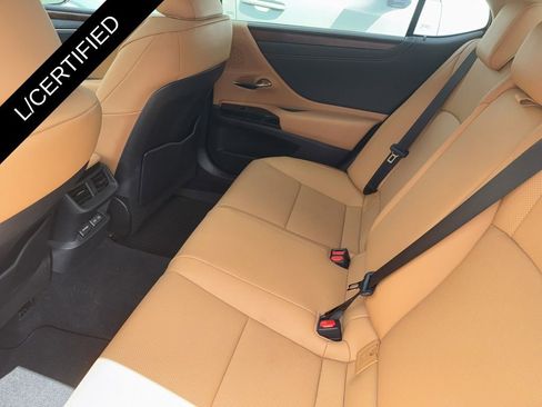 Certified 2025 Lexus ES 350 w/ Premium Package image 17