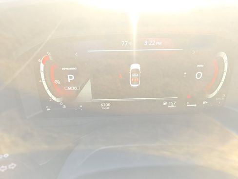 Used 2025 Nissan Rogue SL image 15